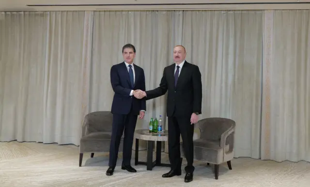 نێچیرڤان بارزانی جەخت لە پەرەپێدانی پەیوەندییەکان لەگەڵ ئازەربایجان دەکاتەوە