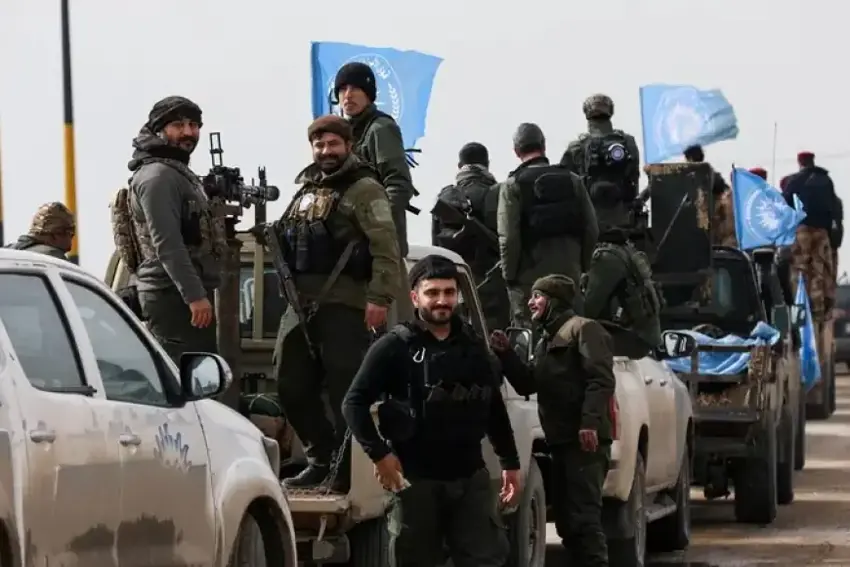 HSD û Hikûmeta Şamê peymanê cîbicî dikin: Hêzên giran vedikişin, asayîş bajaran diparêze