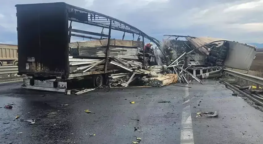 Li Bûlgaristanê 2 ajotvanên Tirk yên treyleran mirin