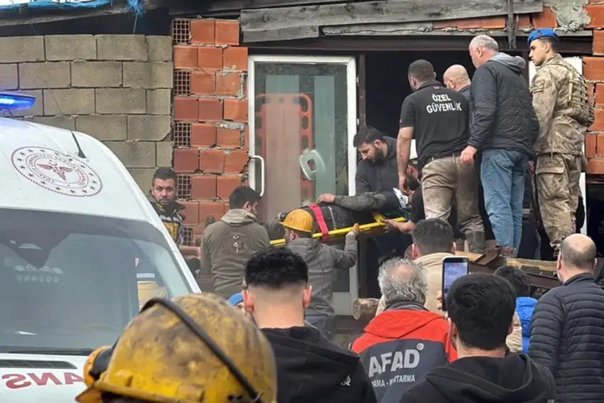 Di galeriya madenê de roxandin çêbû û 2 karker jiyana xwe ji dest dan