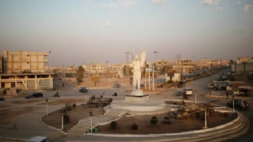 Mizgîn Xelîl: Krîza dermanan li Kobaniyê kûrtir dibe, dorpêç berdewam dike