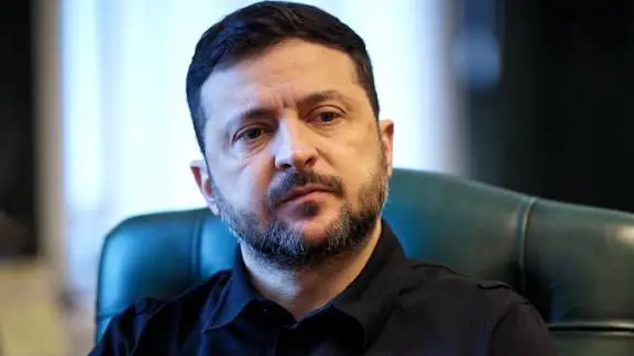  Zelenskyy: Lihevkirin li ser pirsgirêkên leşkerî beriya sanûstandinên siyasî pêşve diçe