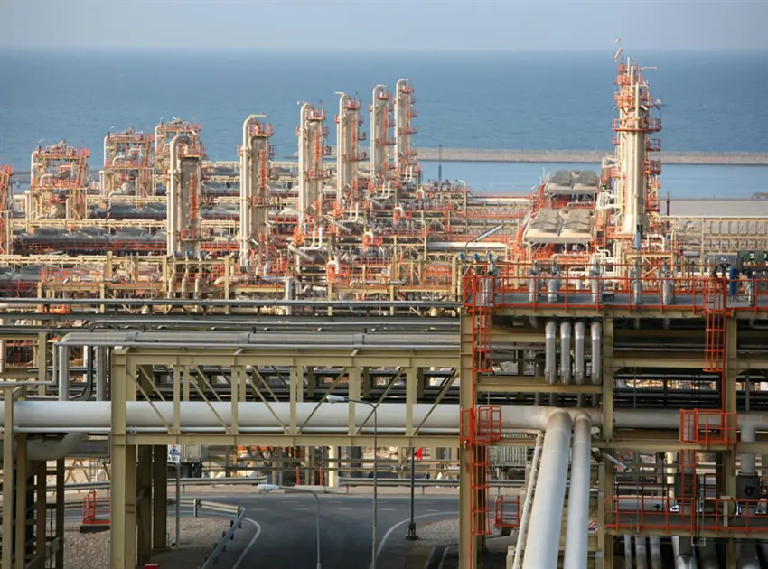 زەنگی شەڕ و هەڵکشانی نرخی نەوت