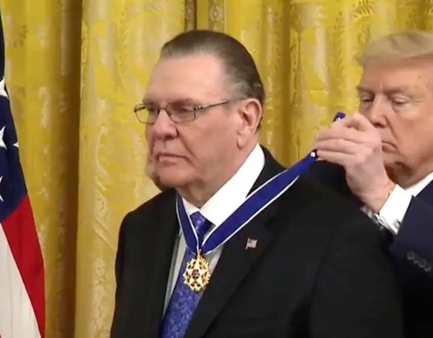 ژەنەڕاڵ جەك کین : دانووستان لەگەڵ کۆماری ئیسلامی واتە درێژکردنەوەی تەمەنی ئەو ڕێژیمە