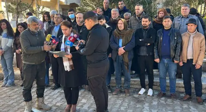 کۆبانێ لەژێر گەمارۆیەکی خنکێنەردایە