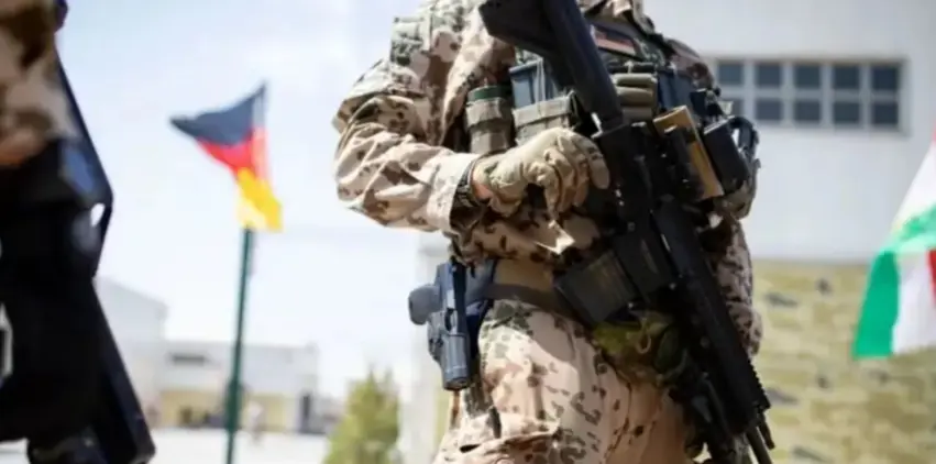 Almanya hejmara hêzên xwe yên leşkerî li Herêma Kurdistanê kêm dike