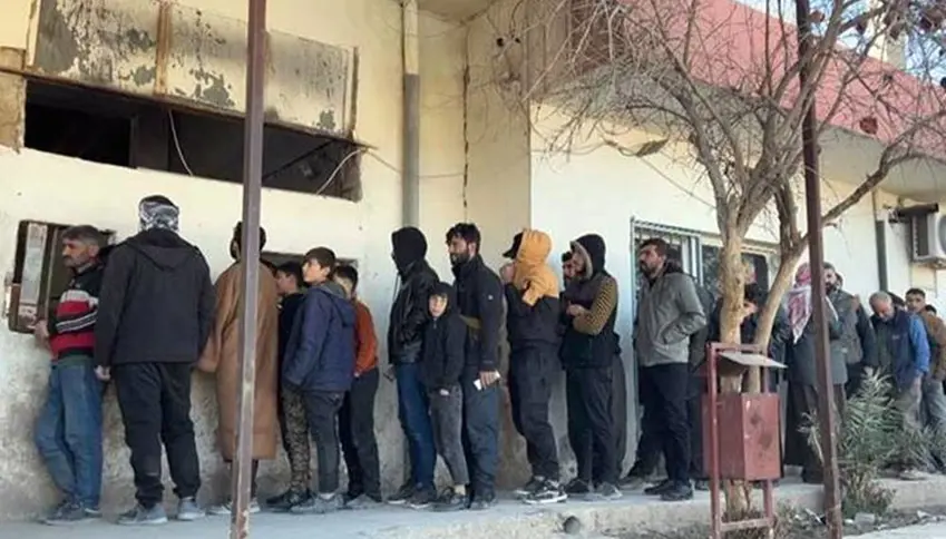 Komên girêdayî Şamê dorpêça ser Kobaniyê didomînin: Na nemaye