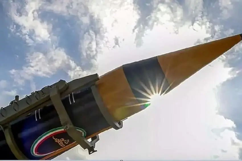 🚨 ئێران یەکێک لە پێشکەوتووترین مووشەکی بالیستی مەودای دووری خۆی بە ناوی خوڕەمشار-٤ ی ئاشکرا کرد