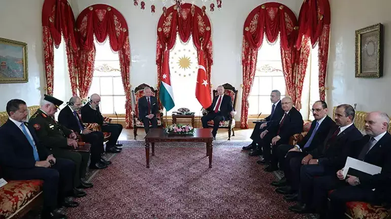 Erdoğan bi qralê Urdinê bi Abdullahê II.em re civiya