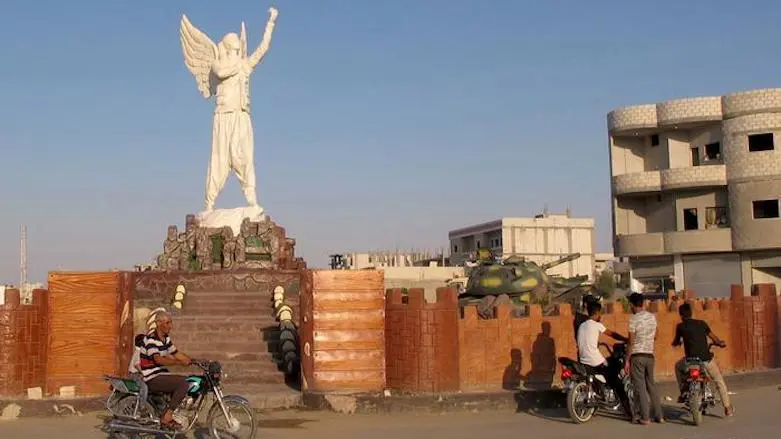 Rêveberiya Kobanî: Em ferzkirina Eyn El-Erebê red dikin