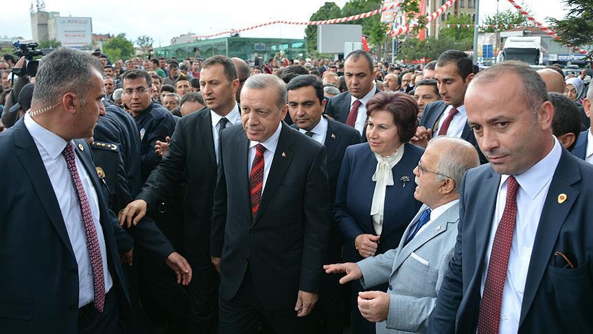 Financial Times: Batili ülkeler Erdogan’in üzerindeki baskiyi önceden arttirmaliydi