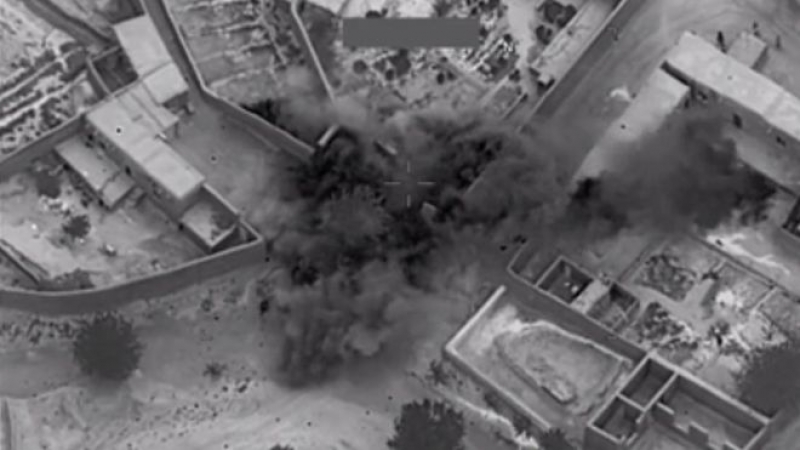 Amerîka: “Di êrîsa hewayî de 30 çekdar hatin kustin!”