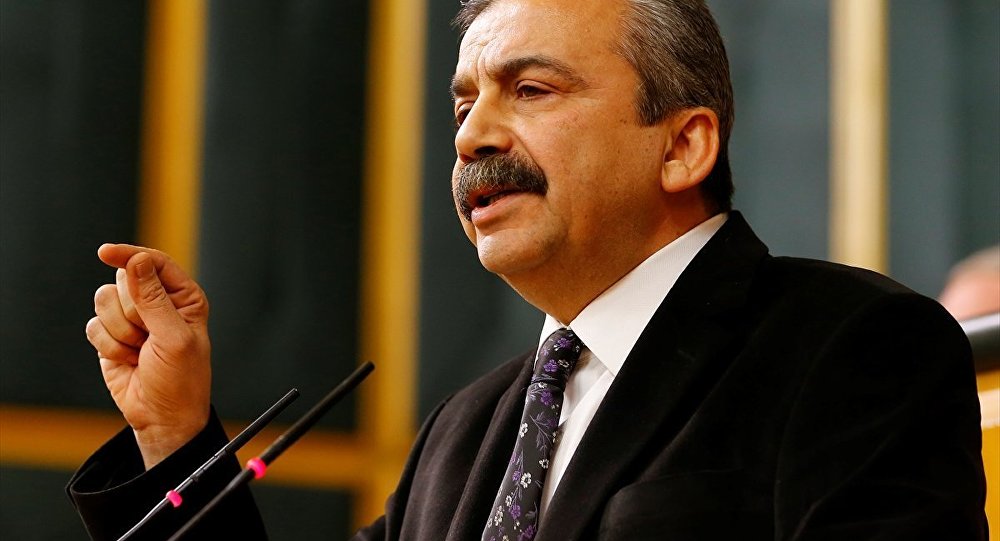 Sirri Sûreyya Onder: Rayên HDPê ji %14 in!