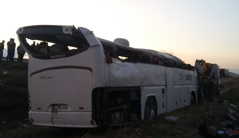 Li Enqerê qezayeke trafîkê: 6 kes mirin!