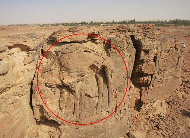 Li Erebistana Siûdî peykereka hêstirê ya 2 hezar salî hat dîtin