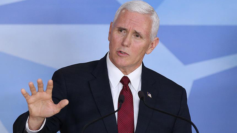 Mike Pence’den Irak’a sürpriz ziyaret