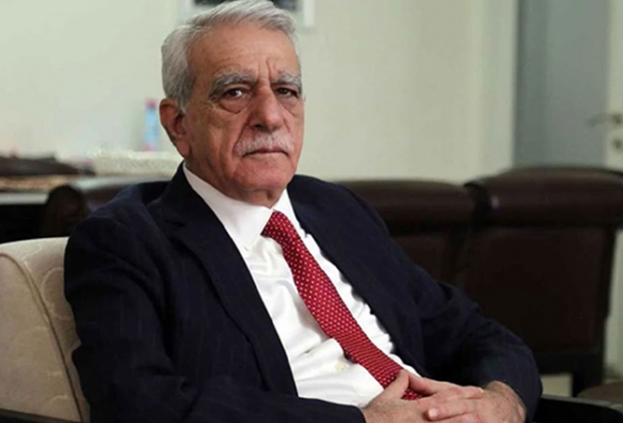 Ahmet Turk li Parlamena Swêd axivî: Hemû Kurdan wek terorîst dibînin!