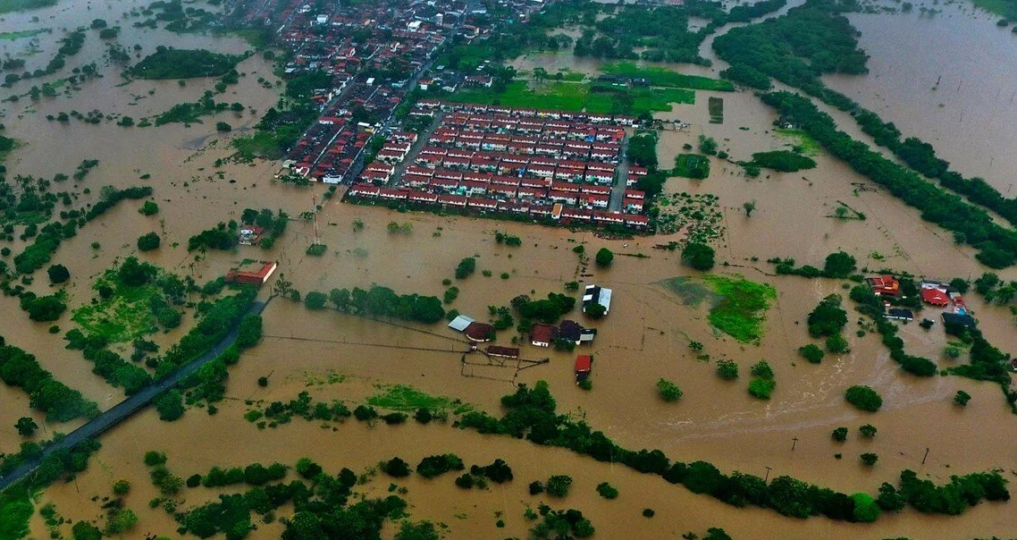 Li Brezîlyayê lehî rabû: Bi dehan mirî hene!