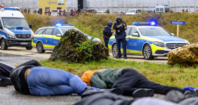 Li Almanya êrîsa çekdarî: Herî kêm 6 kustî...