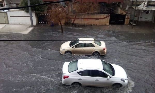 Ji ber barana zêde li Hewlêrê lêhî rabû, berf jî di rê de ye