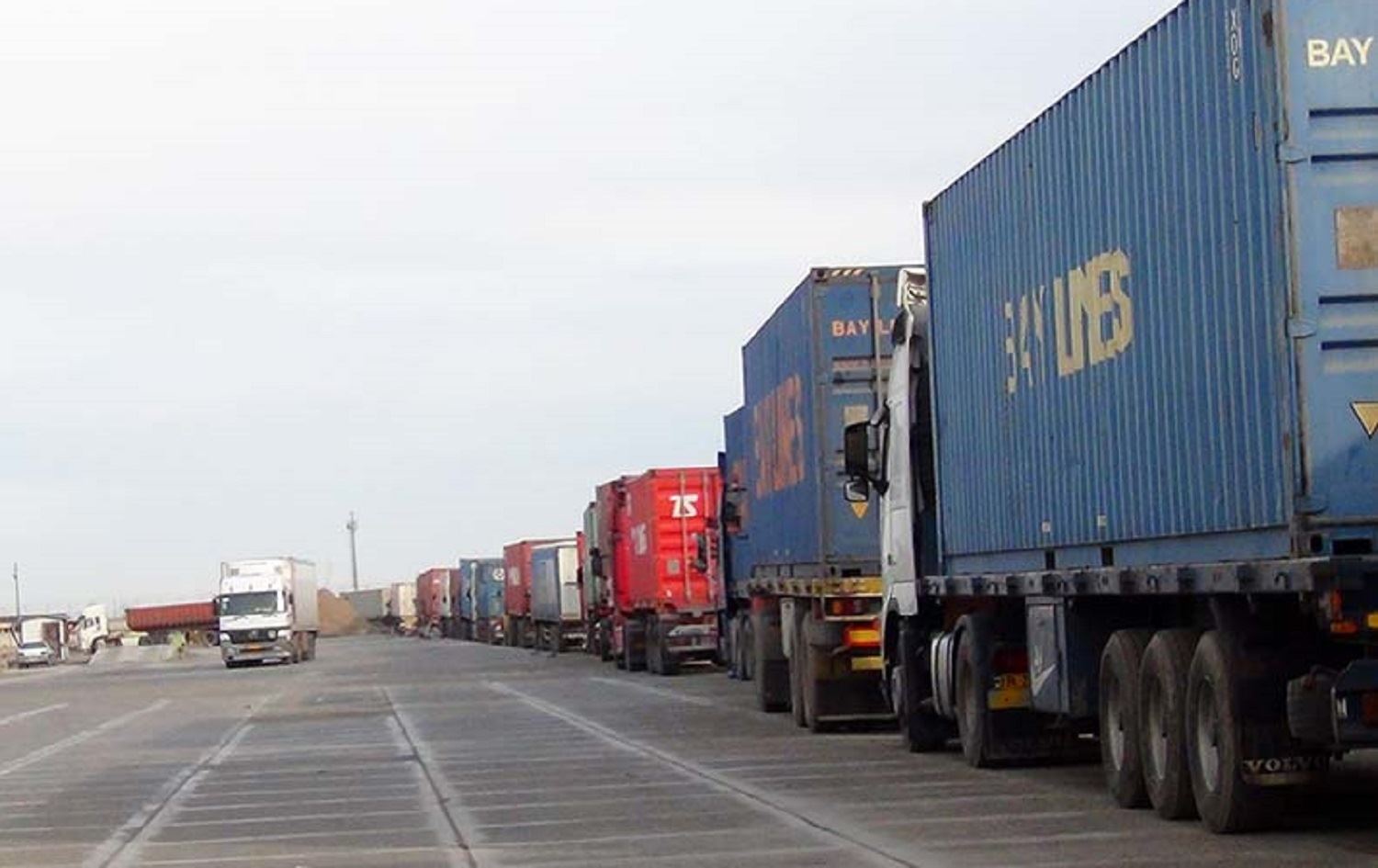 Du deriyên sînorî yên di navbera Îranê û Kurdistanê de hatin vekirin