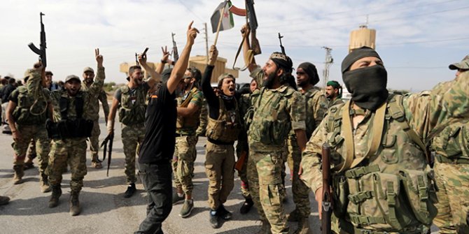 SOHR: Termên 11 çekdarên li Libya hatine kustin gihîst Helebê