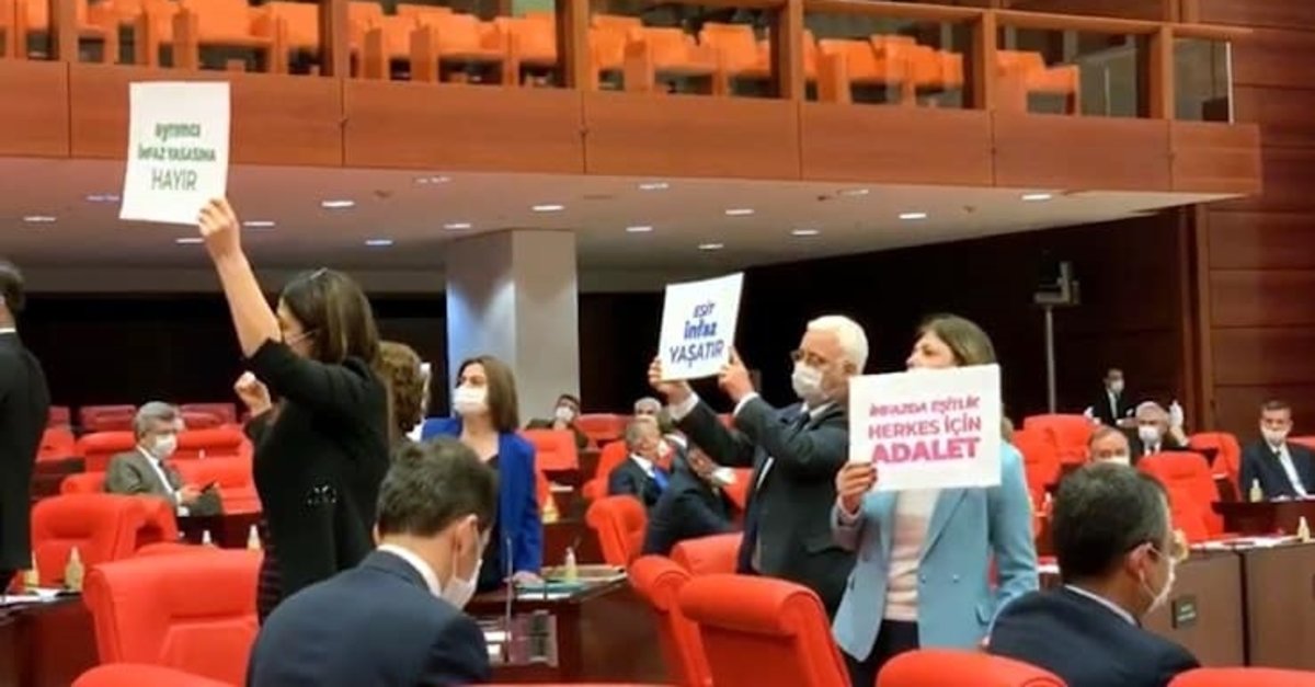 CHPê ji bo betalkirina yasaya înfazê serî li Dadgeha Destûrê da