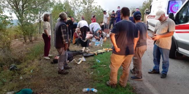 Traktora karkerên demkî qelibî: 21 birîndar