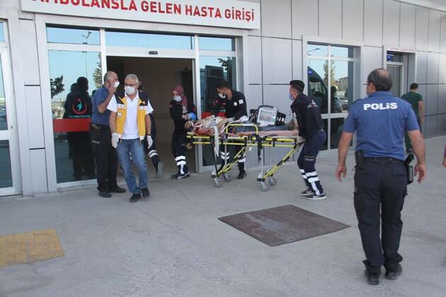 Bi çekan lihev xistin: 2 kustî û 5 birîndar