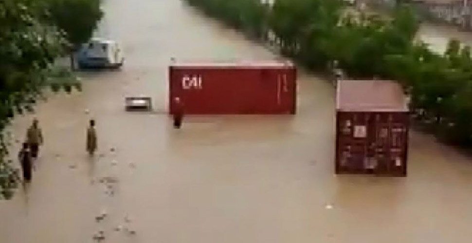 Barana Mûsonê bû sedema mirina 102 kesan