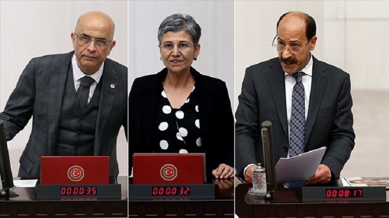 Parlementerên Kurd sandin girtîgehê û yê tirk sandin hepsa malê