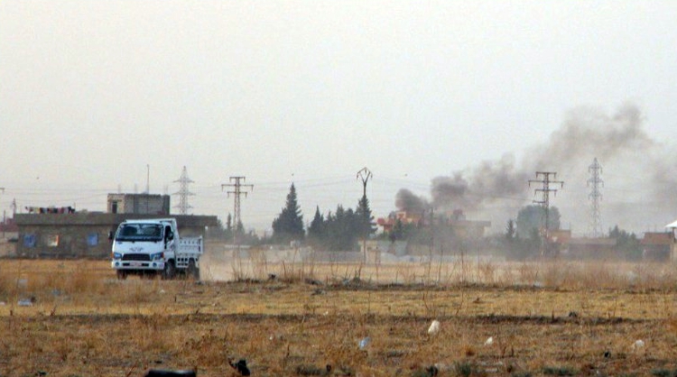 Artêsa Tirkiyê û çekdaran êrîs gundekî Girê Spî kir: Leskerekî Sûrî birîndar bû