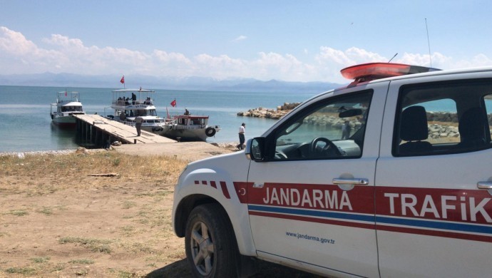 Wan | Ji 100 penaberên nav kestiya noqbûyî termên 5 kesan hatin dîtin