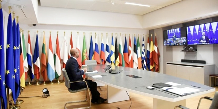 YE: Tirkiye qanûnên navdewletî binpê dike