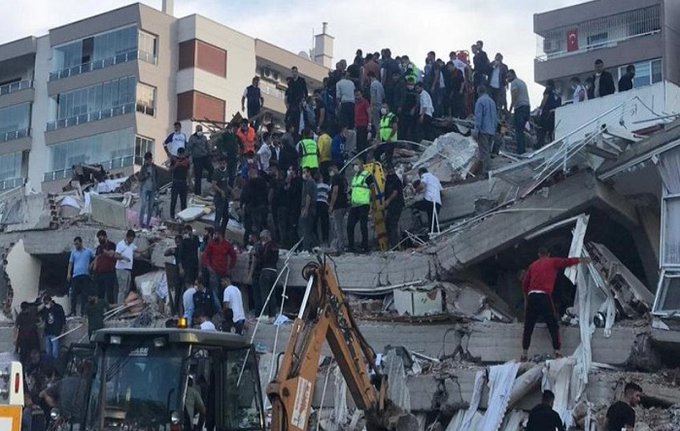 Hejmara qurbaniyên erdheja Îzmîrê gihîst 115 kesan