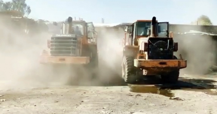 Bi fermana parêzgerê sepandî bi dehan dikanên Kurdên Kerkûkê hatin xerakirin