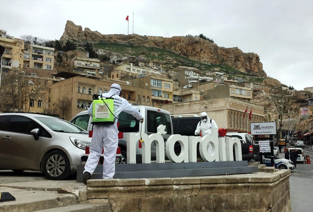 Li Mêrdînê di çarçoveya bergiriyên bo Koronayê biryarên nû hatin ragihandin