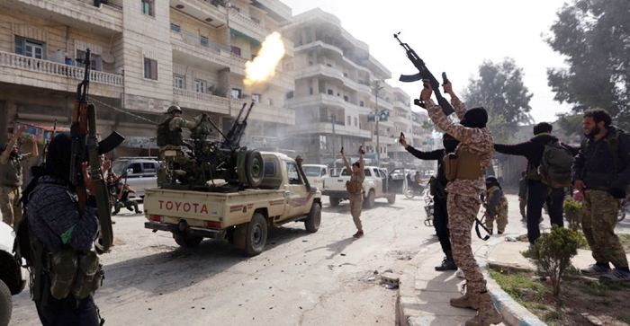 Çekdaran li Efrînê 6 kesên din revandin