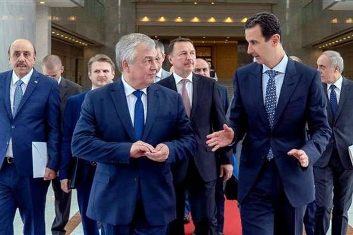 Nûnerê Pûtîn li Samê bi dizî bi Esed û fermandarên wî re civiya