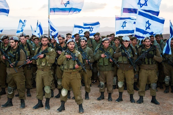 Du hezar berpirsên leskerî yên Îsraîlê hisyariya Îranê dan Joe Biden