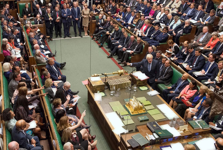 Parlamenterên Brîtanyayê: Divê Brîtanya li hember Tirkiye dîsa helwesta xwe diyar bike