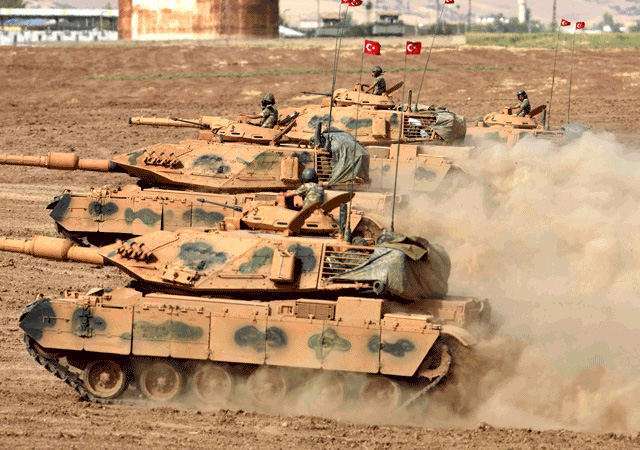 Tirkiyê navenda Zirganê topbaran kir: 2 kes hatin kustin, 11 sivîl jî birîndar bûn