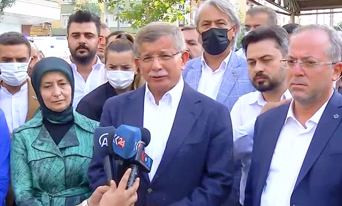 Davutoglu: Divê Kurdî bibe zimanê perwerdeyê