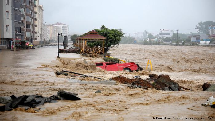 Li Tirkiyê hejmara kesên ji ber lehiyê can dane gihîst 27an