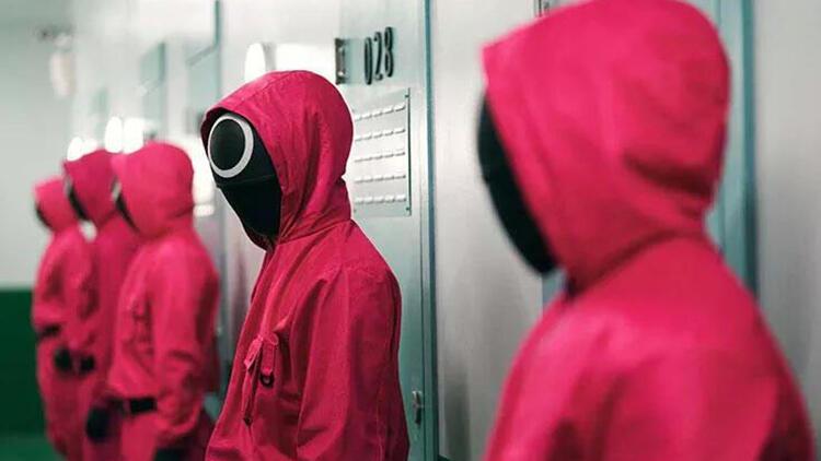 Di cejnê de êrîsê ahenga Squid Game kirin: 8 kustî