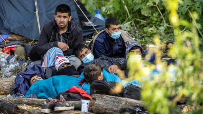 Yekîtiya Ewropayê ji ber bikaranîna karta koçberan daxwaza cezakirina Belarûsê kir