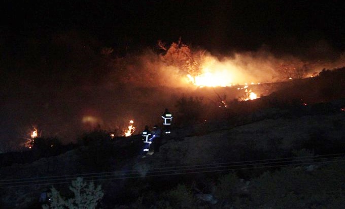 Depoyên çekên milîsên Îranê yên ser sînorê Sûriye-Iraqê hatin rûxandin