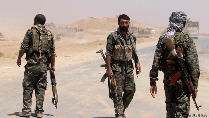 Hêza Asayîsa PYDê 3 endamên ewlehiya rejîma Sûriyê desteser kir