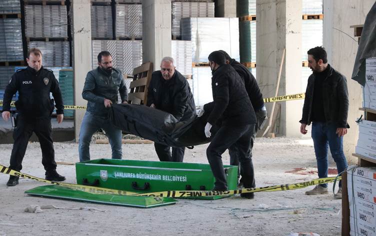 Li Rihayê di înseata avahiyekê de termê ciwanekî hat dîtin