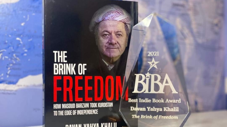 Pirtûka derbarê Serok Barzanî de li Amerîkayê xelata yekem wergirt